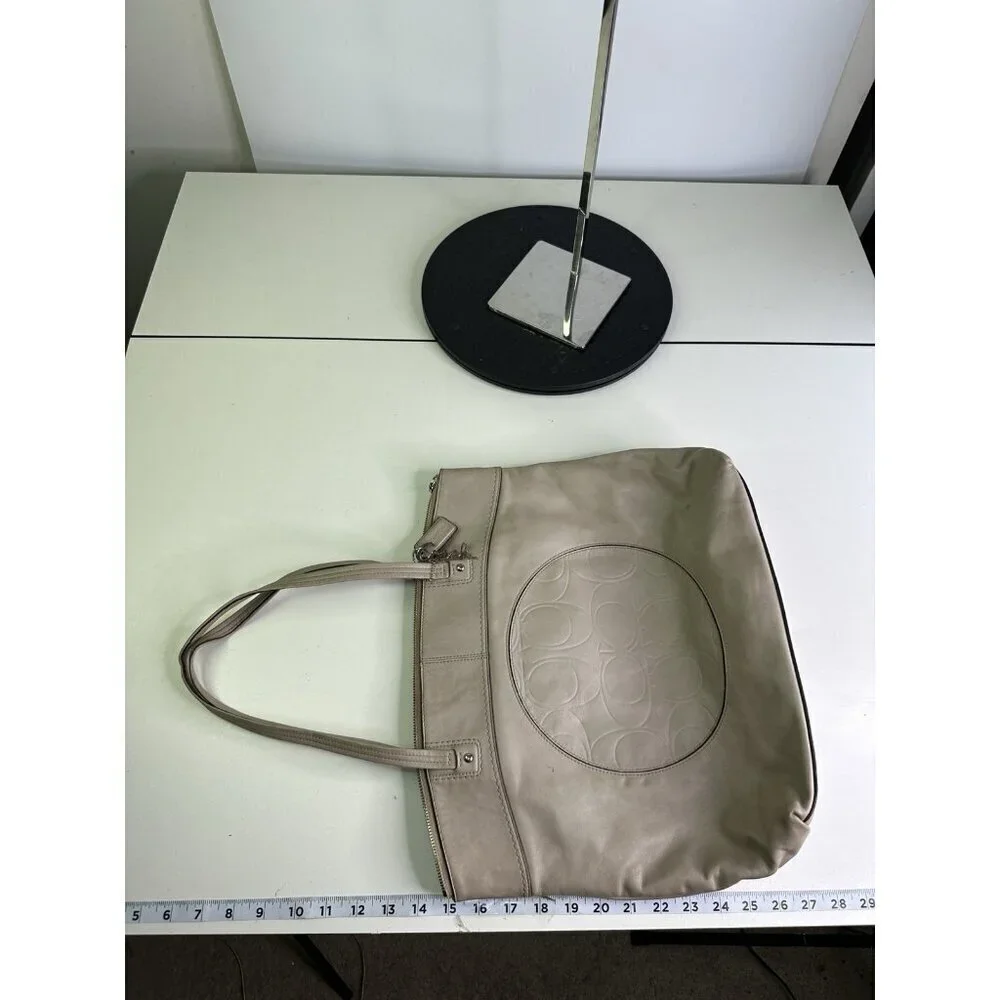 Coach Laura Taupe Leather Large Carryall Shoulder Bag Purse Handbag Logo F18336